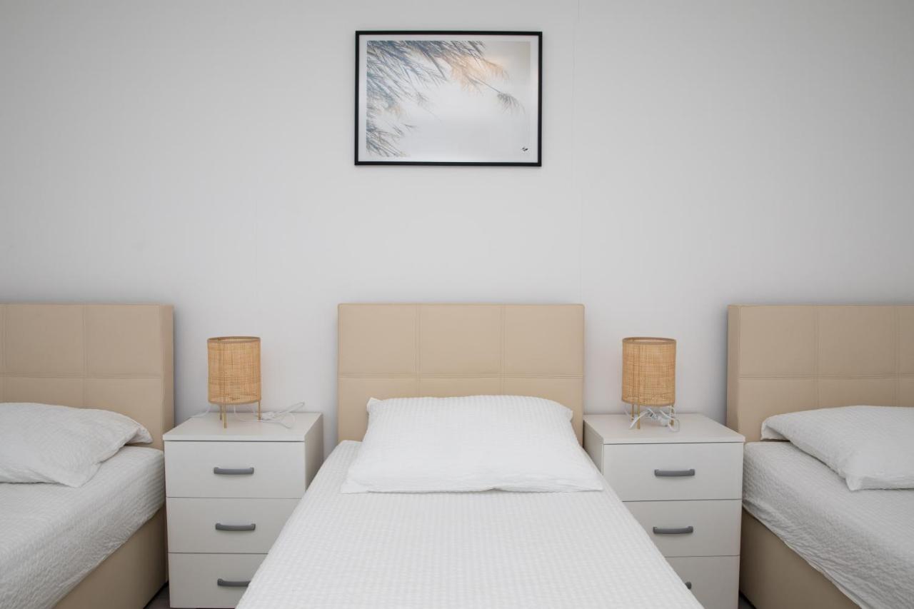 Apartment Kravica Любушки Екстер'єр фото
