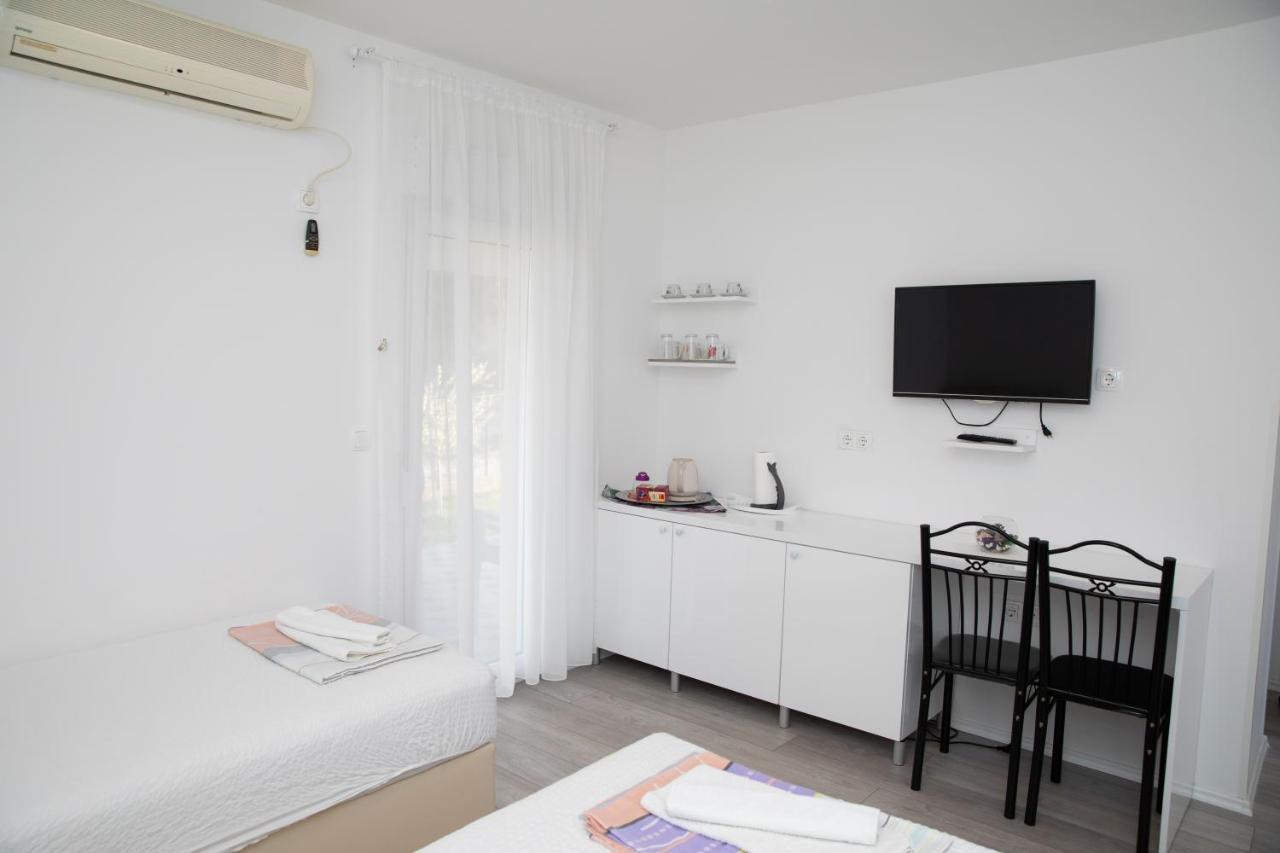 Apartment Kravica Любушки Екстер'єр фото
