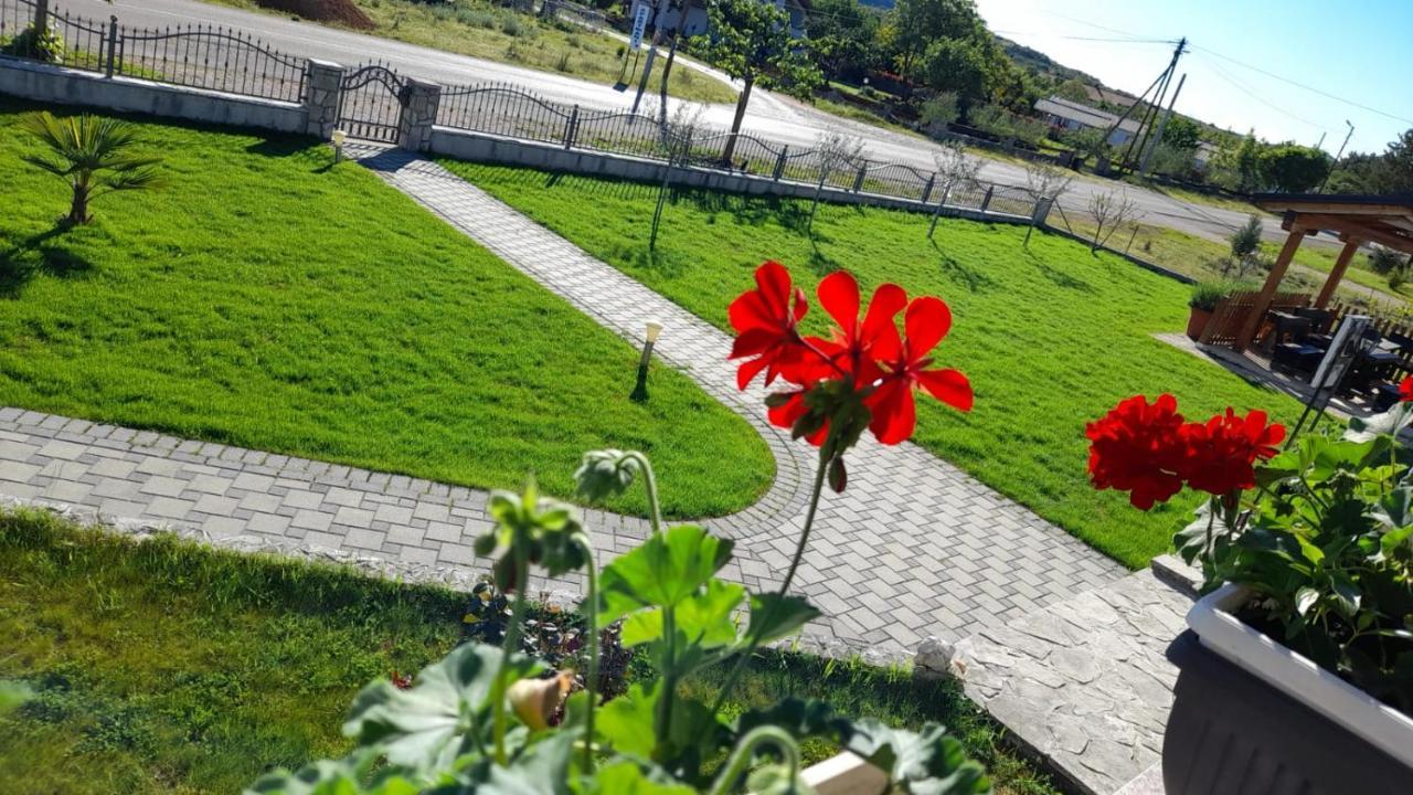Apartment Kravica Любушки Екстер'єр фото