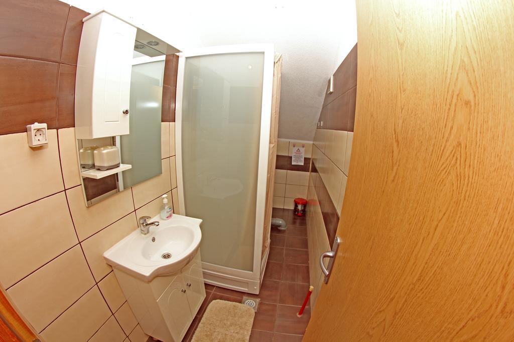 Apartment Kravica Любушки Екстер'єр фото