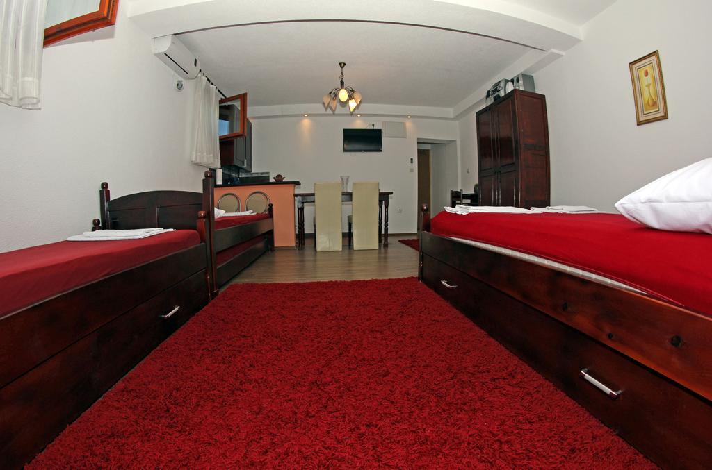 Apartment Kravica Любушки Екстер'єр фото