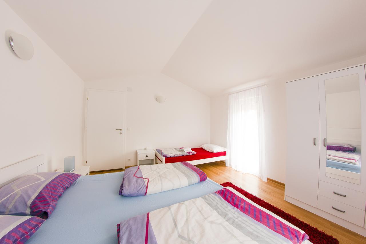 Apartment Kravica Любушки Екстер'єр фото